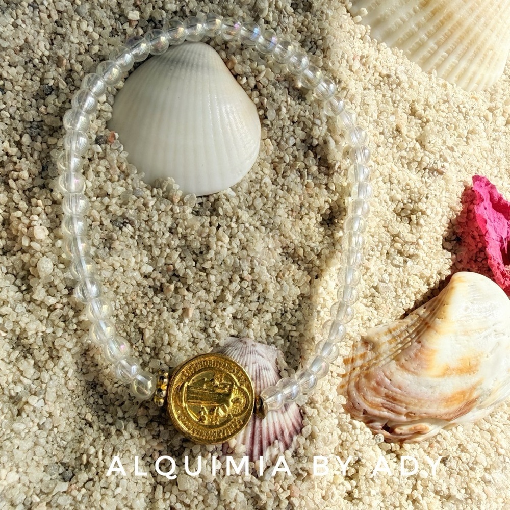 Bohemian opals gold charm bracelet | SAINT BENEDICT